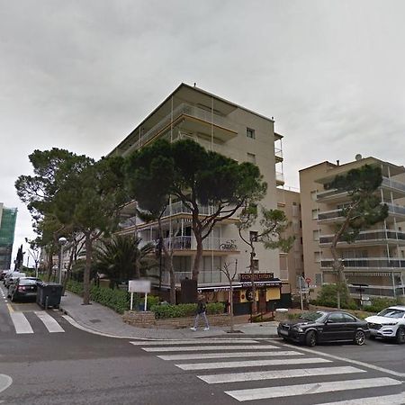 For A Stay Don Quijote Salou Luaran gambar