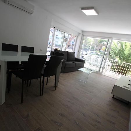 For A Stay Don Quijote Salou Luaran gambar