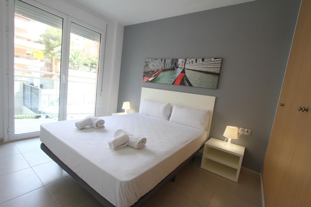 For A Stay Don Quijote Salou Luaran gambar