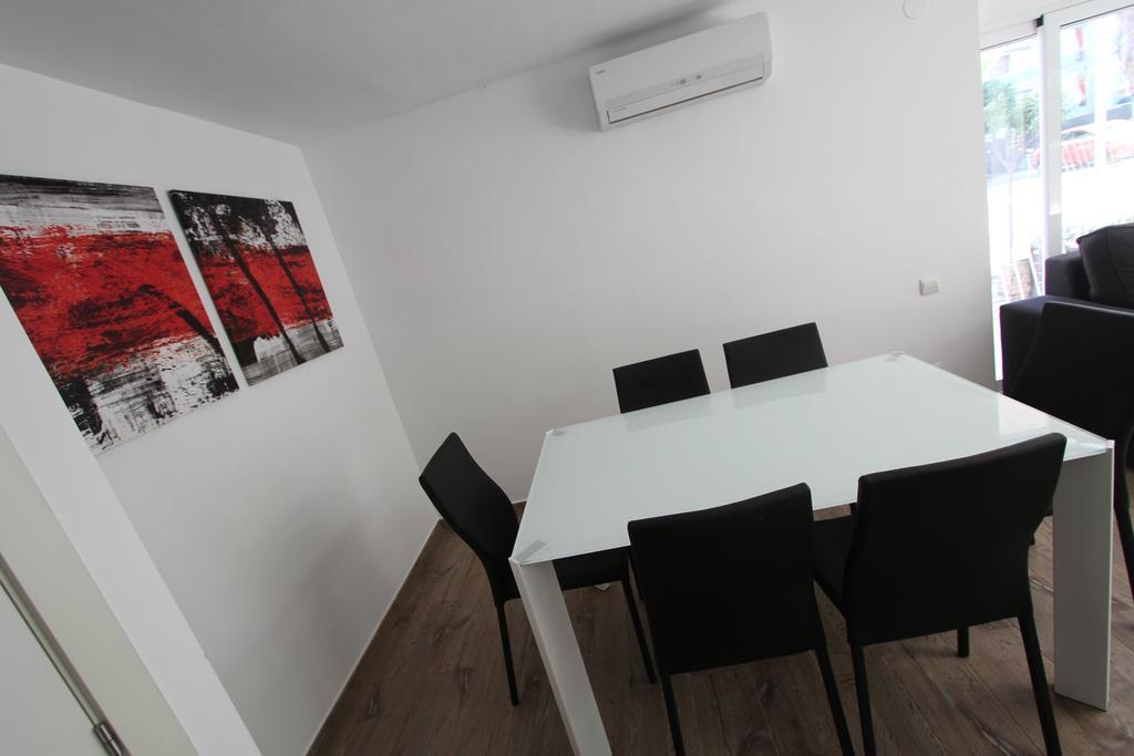 For A Stay Don Quijote Salou Luaran gambar