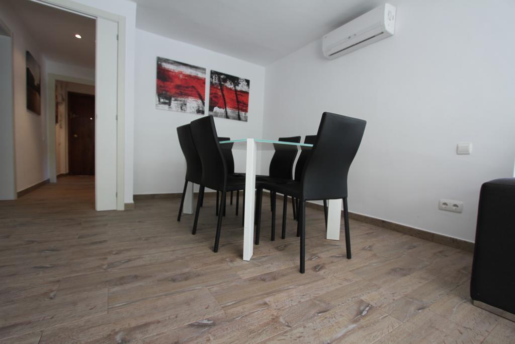 For A Stay Don Quijote Salou Luaran gambar
